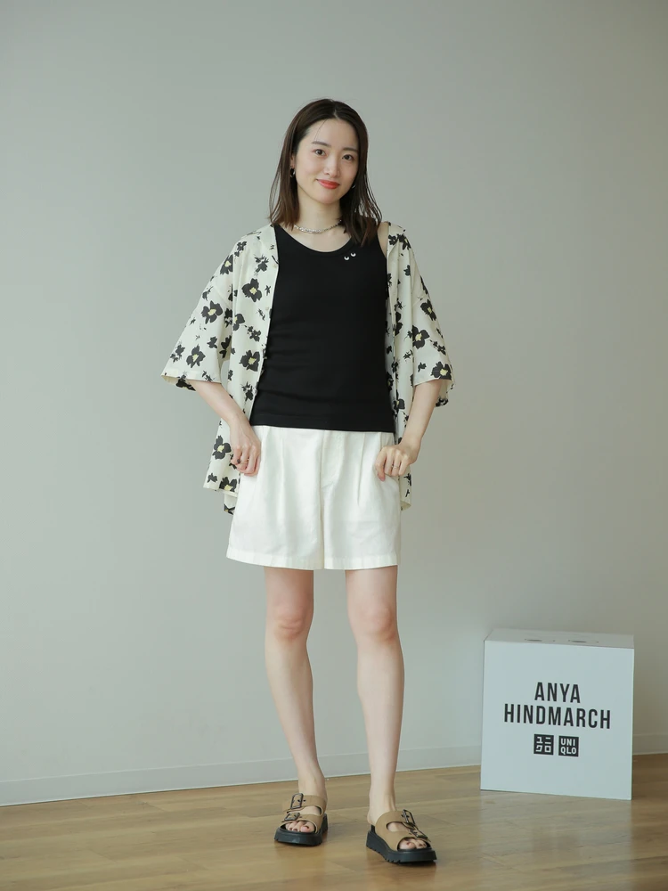 ユニクロ　アニヤ　ハインドマーチ ANYA HINDMARCH UNIQLO 2025　夏 新作　発売　T4TANK　リブタンクトップ