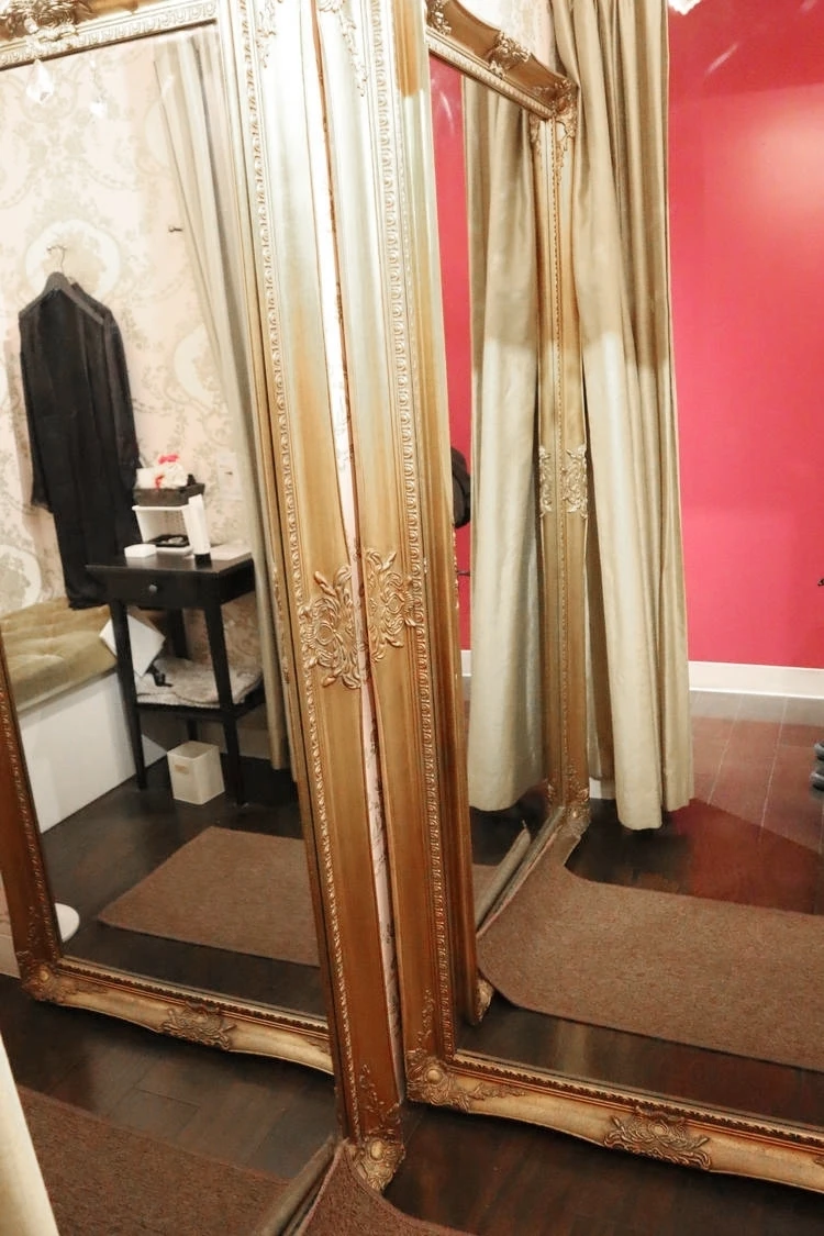 BRADELIS New York ブラデリス　ニューヨーク　表参道　フィッティング　体験　補整下着　育乳　ノンワイヤー　ワイヤー　試着　ボディフィッター　メジャーリング