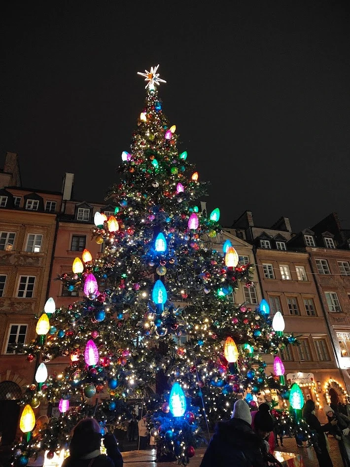 ポーランド ワルシャワ クリスマスマーケット
