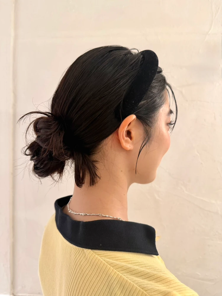 30代髪型・ミディアムのサイド