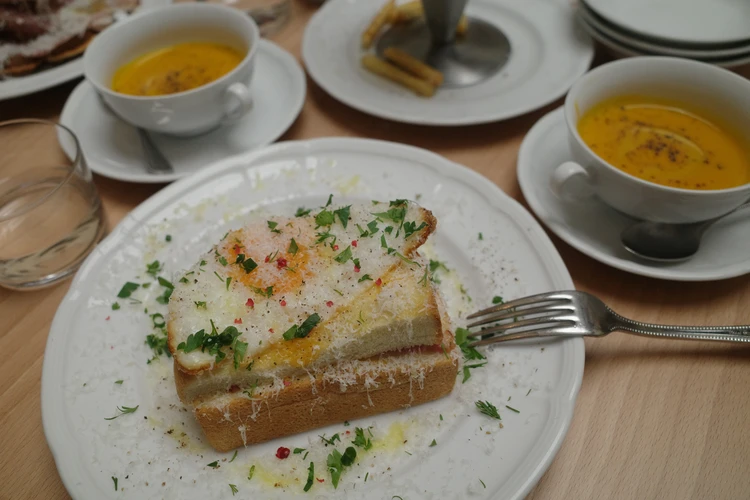 【予約必須】ニュウマン高輪「LOOPS」で映えランチ！カフェ好きに教えたい正直レポ_5