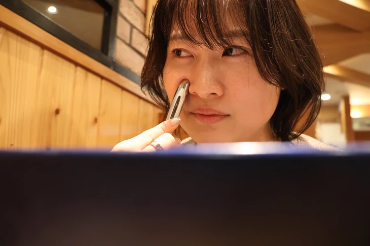 【SALONIA】一本3役!筋膜直アプローチのペン型美顔器を徹底レビュー【新発売】_6_2