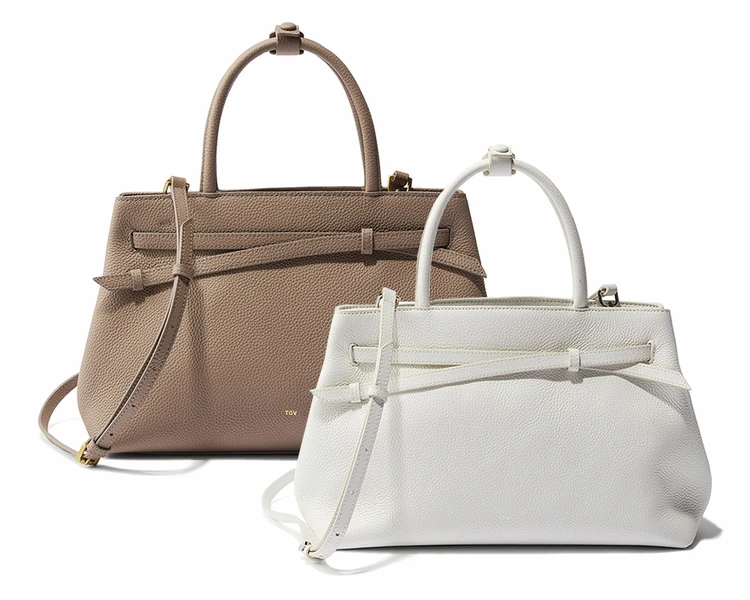 ヴィオラ ドーロナイロントートバッグ ¥25,300