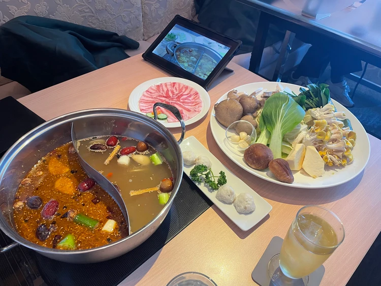 薬膳火鍋