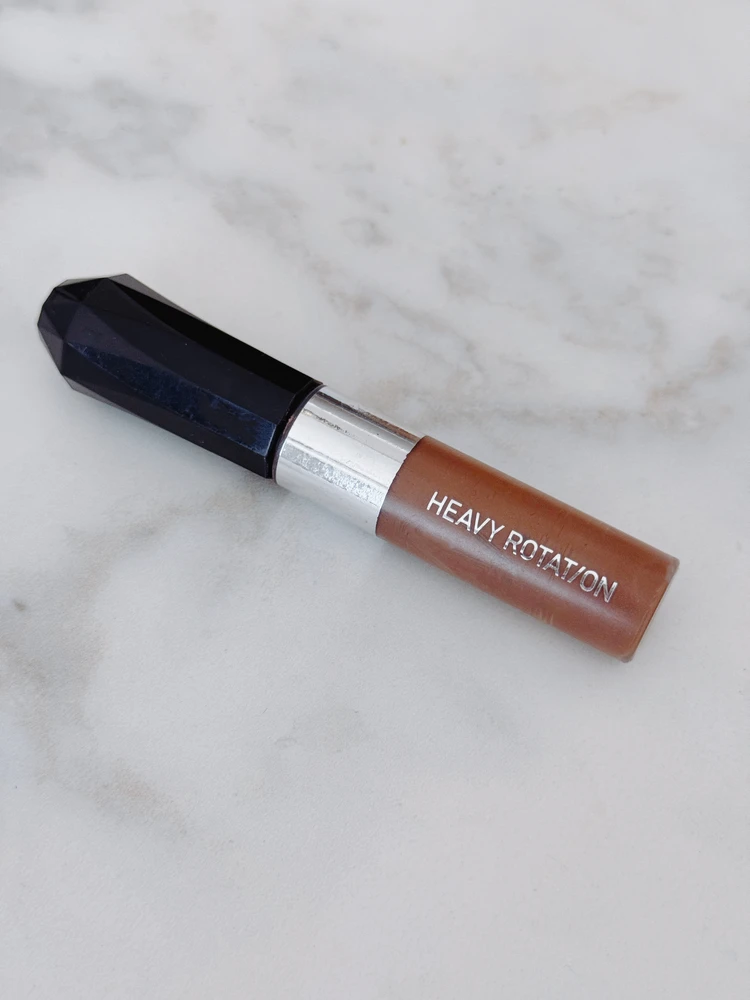 眉マスカラ ヘビーローテーション