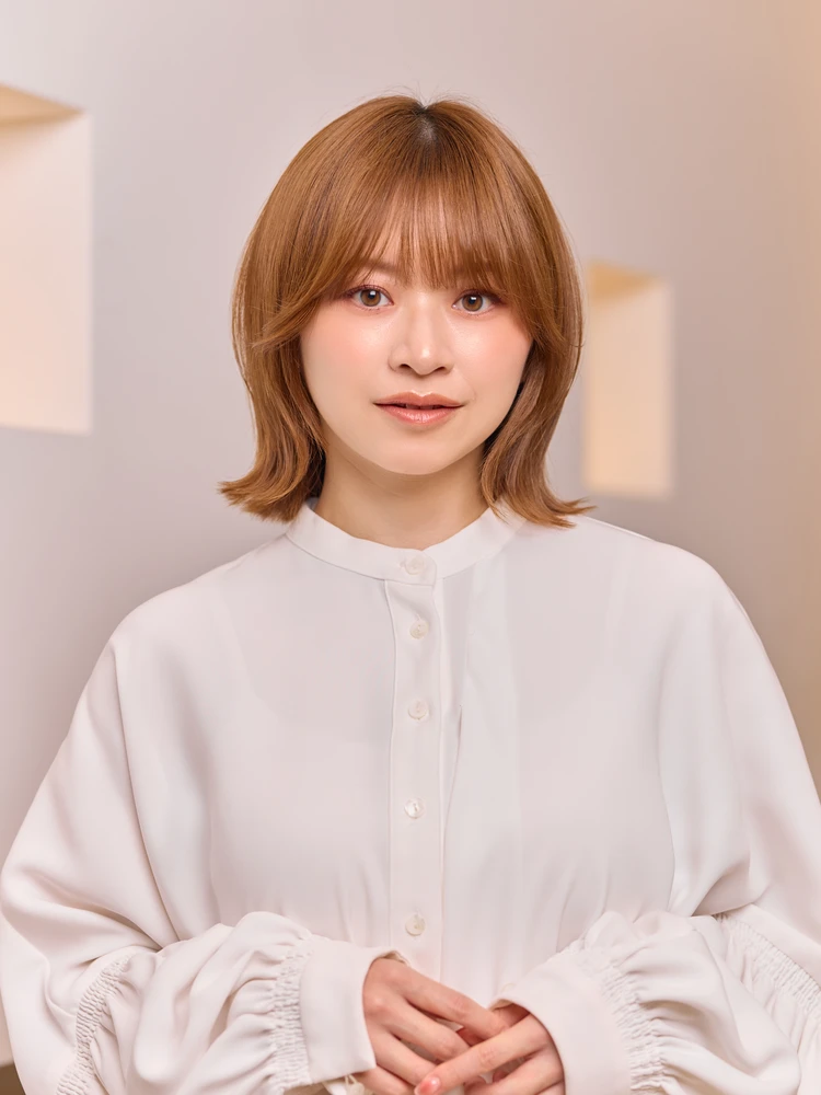 30代髪型・ミディアムの正面