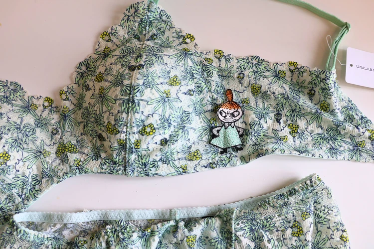 【コラボ】コフレだけじゃない！ホリデーシーズンを彩るランジェリー【ノンワイヤーブラのススメ】_4