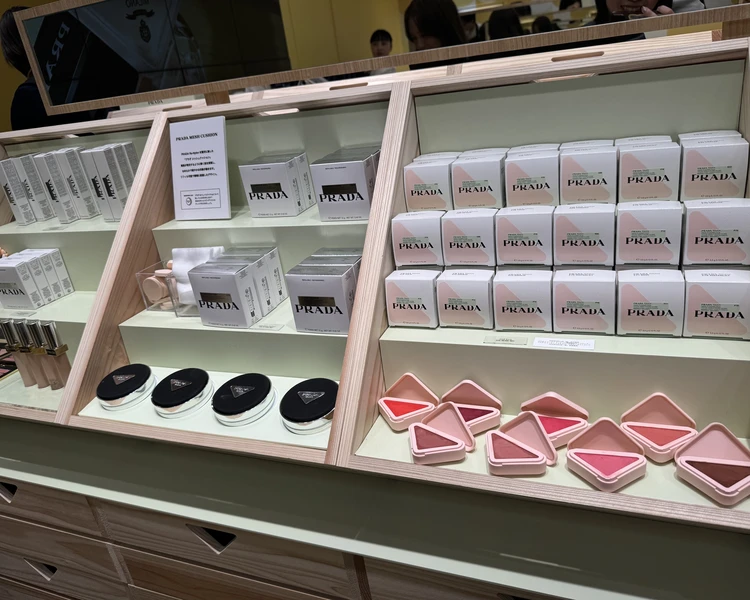 【期間限定】表参道で開催中!プラダ ビューティー マーケット体験レポ💄_10