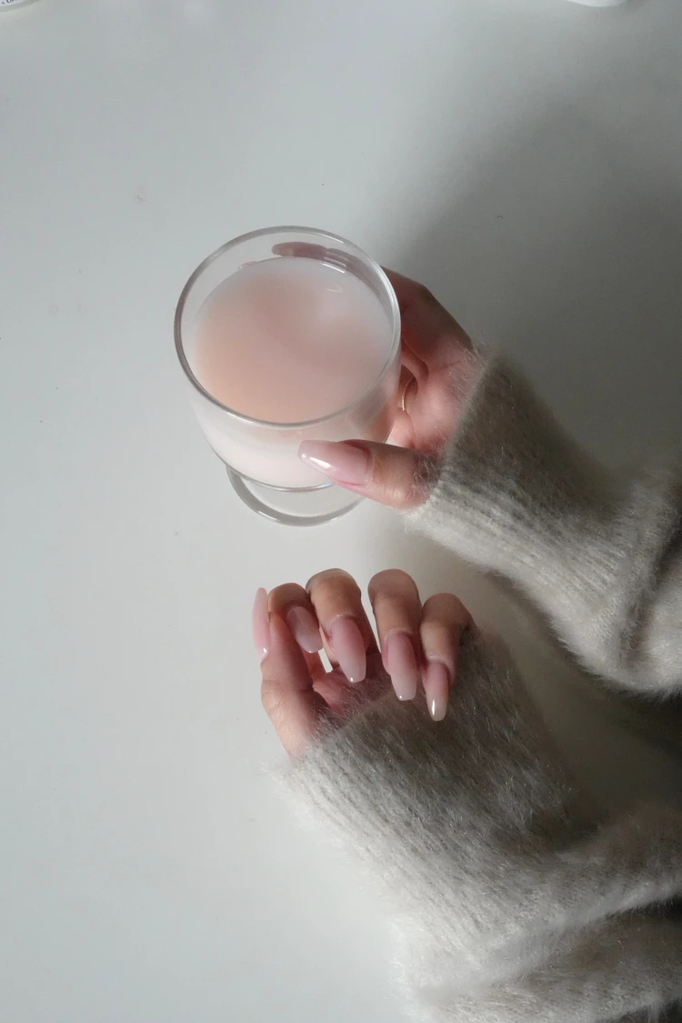 いちごみるくネイル　春ネイル