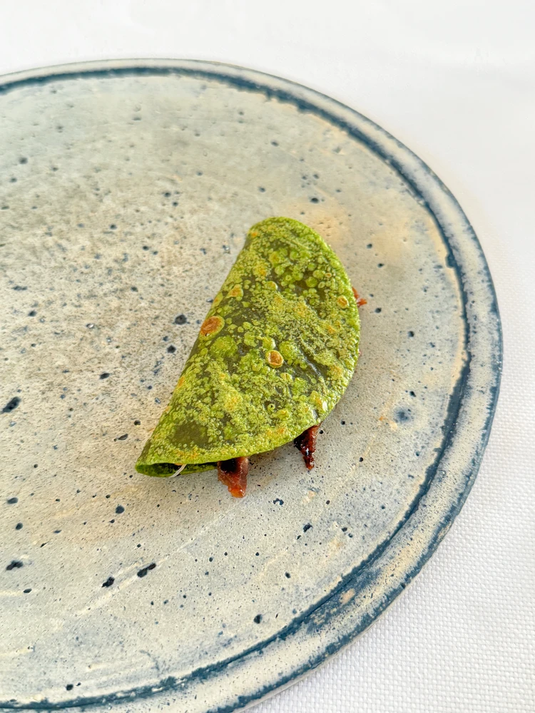 ハレクラニ沖縄　レストラン　美味しい