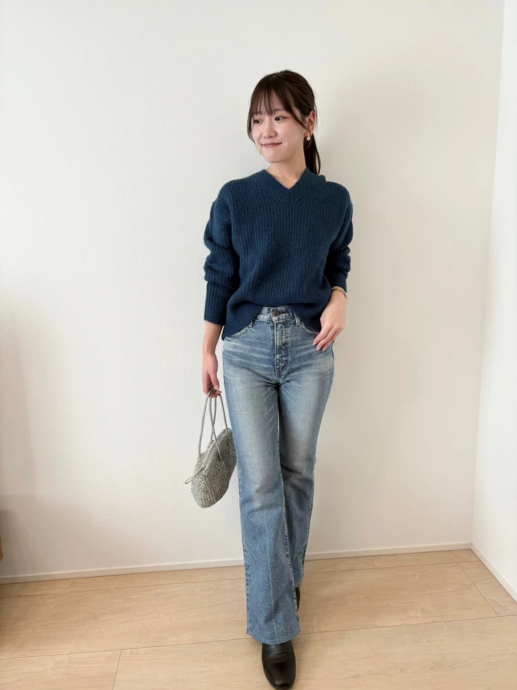 ユニクロ　Vネックセーター