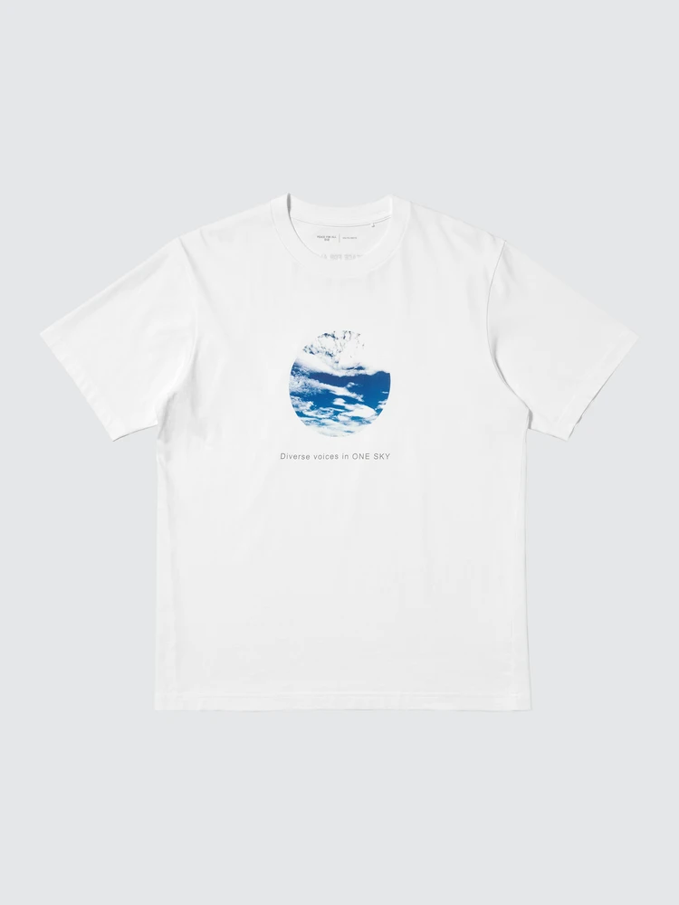 ユニクロ　チャリティTシャツ　藤本壮介