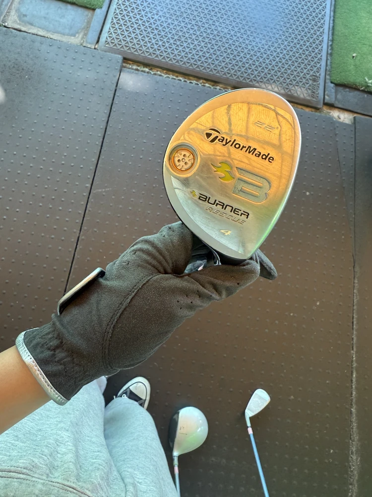 【花粉時期のゴルフ練習】練習着も可愛くありたい！ゴルフ女子の女子の練習服について_2_2