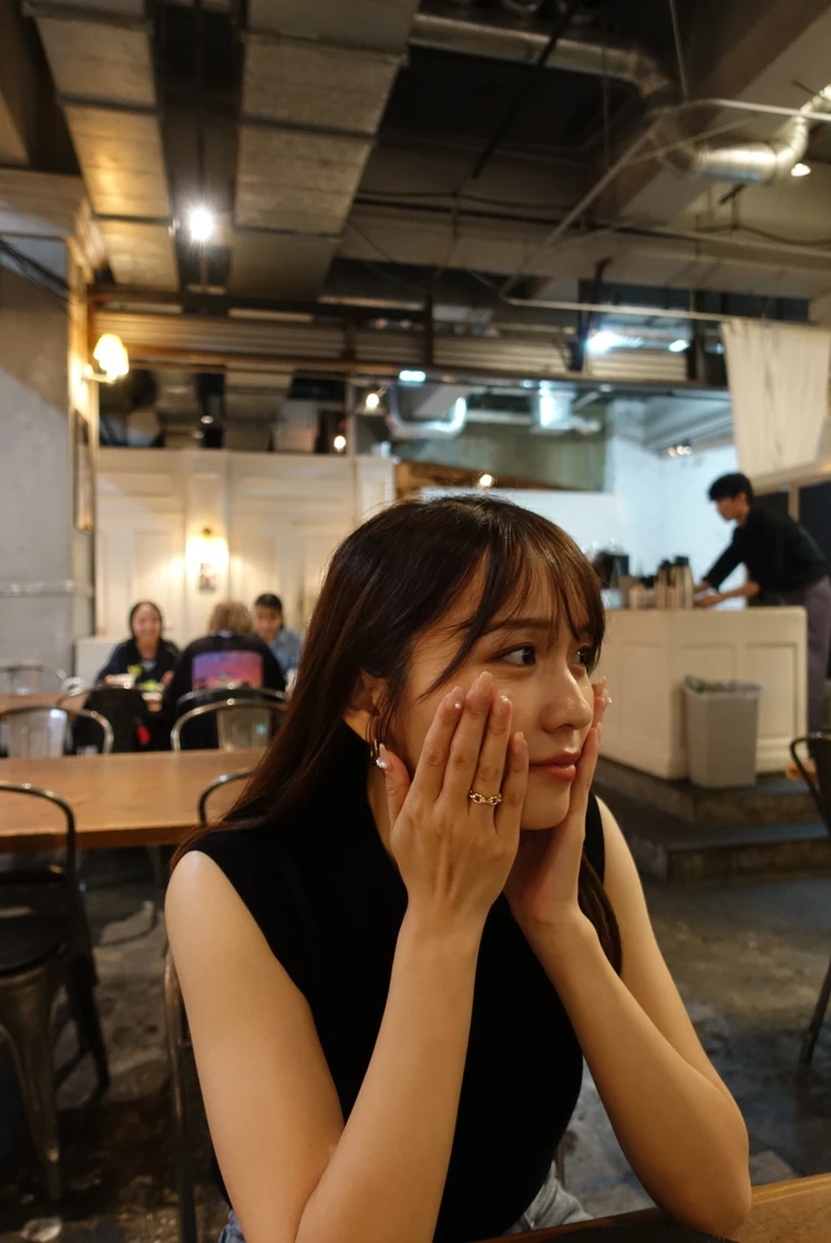 【過去１お気に入りネイル♡】キレイ目やお仕事にもぴったりなちょっとくせありパールネイルのご紹介_2_2