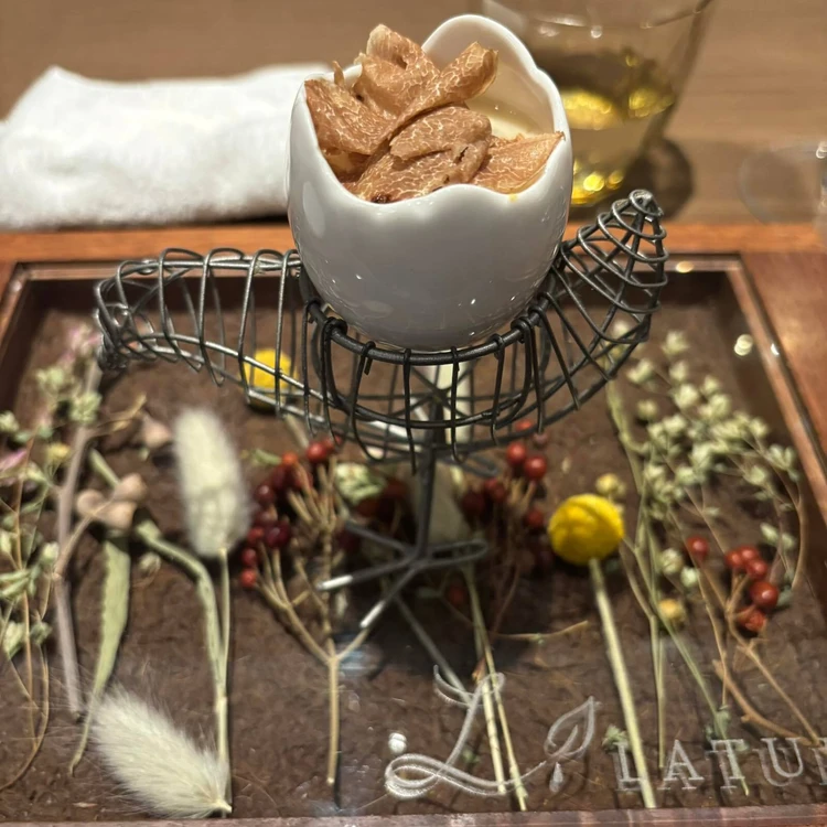 トリュフ　チーズリゾット　卵