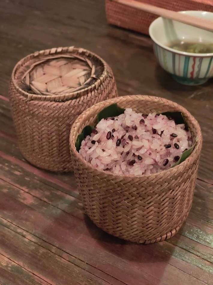 京都　四条　烏丸　ラオス料理レストラン　YuLaLa