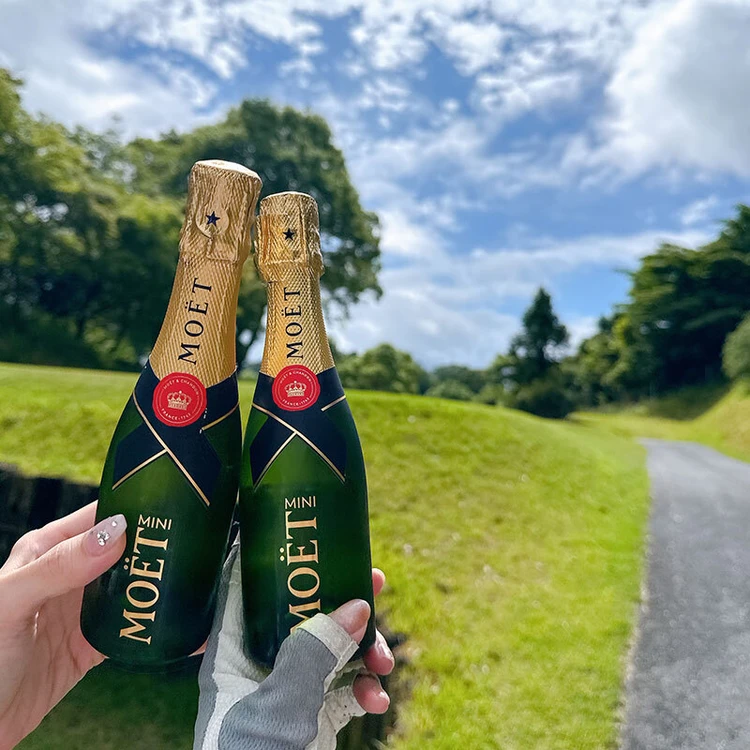 夏も快適♡クールカートで楽しむ“大人のご褒美ゴルフ”_3_2