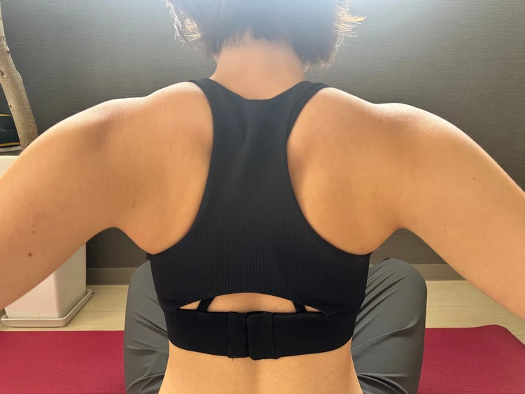 背中トレーニング 筋トレ 宅トレ 背中痩せ 巻き肩