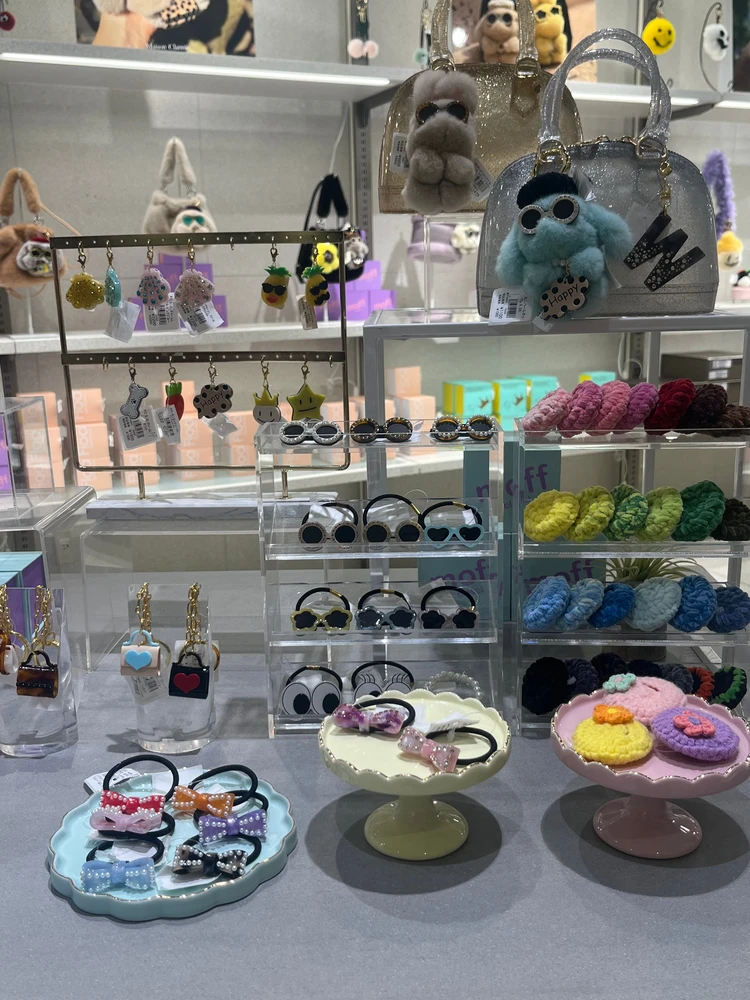 【お気に入りバッグ＆チャーム】上品さと可愛らしさをひとさじ。FENDI×Floats!の相愛コンビ♡#ファッション部_4_2