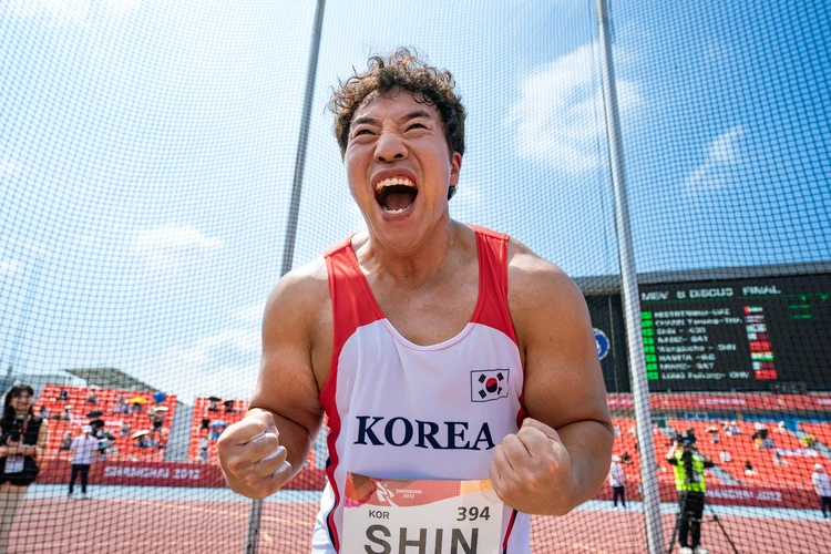 グッドボーイ：テ・ウォンソク