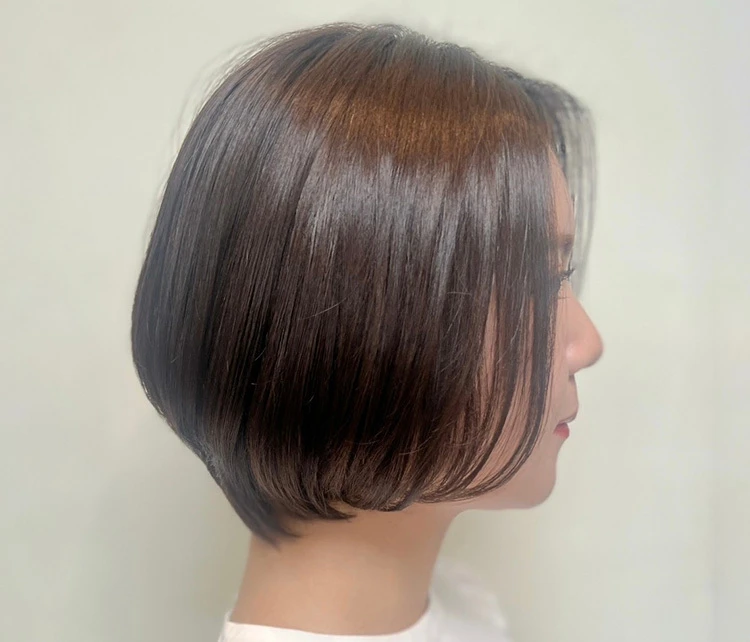 30代ー40代髪型・ショートボブのサイド