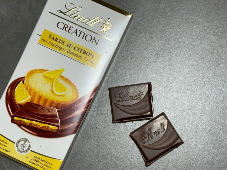 クリエーション タルトシトロン　リンツチョコレート