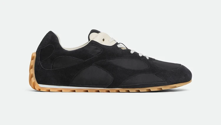 ボッテガ・ヴェネタ 新作スニーカー ユニセックス(ブラック)¥137500