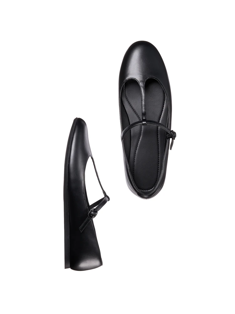 Tストラップバレエシューズ¥3990