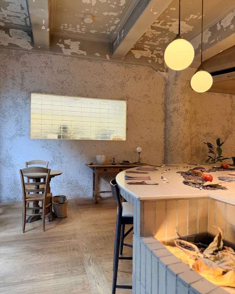 nib カカオ専門店 内観 カウンター席 チョコレート