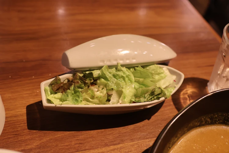 【新橋】潜入！地球人なら行きたい!?「怪獣酒場」が意外と本格グルメで虜に。【ランチも】_6