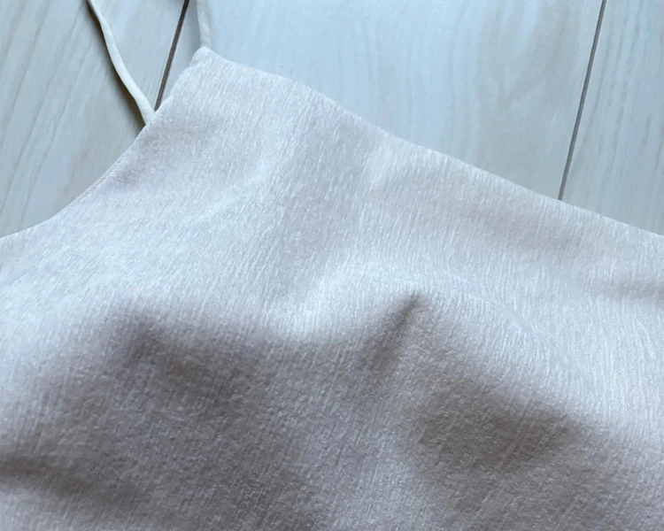 【GU】¥1,290の"ベロアトップス"で始める、残暑の秋支度_6