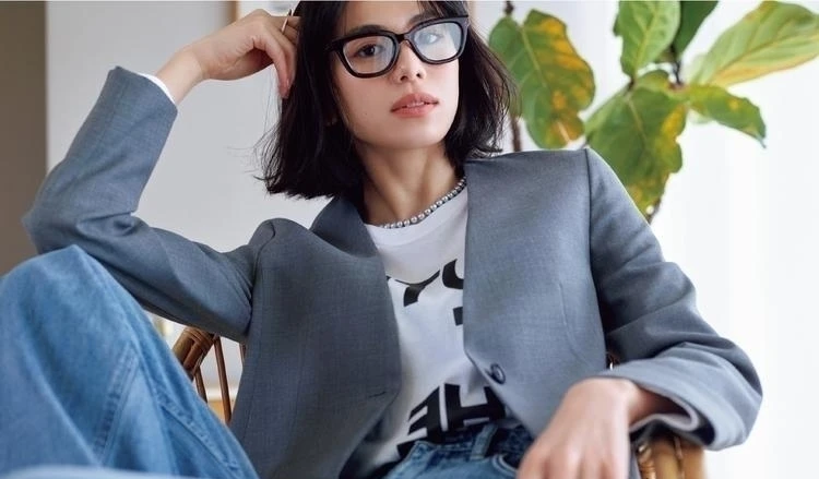 【最新休日ジャケットコーデ10選】定番の“お堅めジャケット”を休日もお洒落に着られるアイディアまとめ