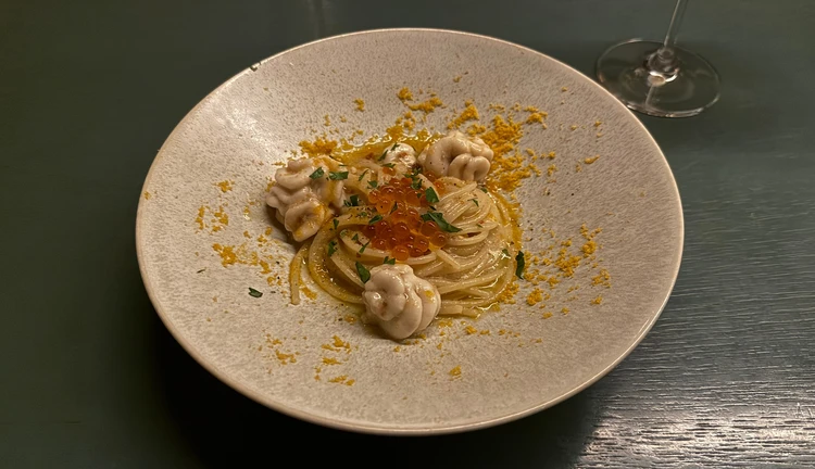 白子といくら、カラスミのペペロンチーノ