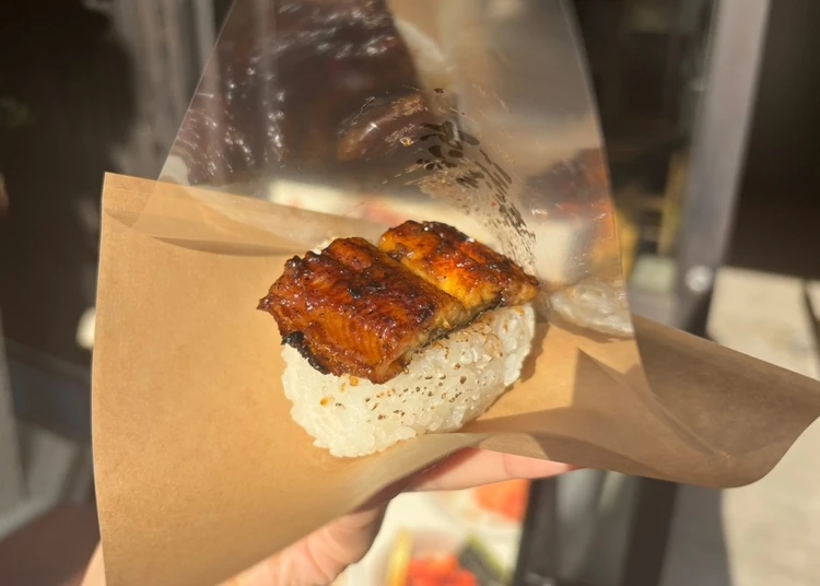 湯布院　うなぎおにぎり