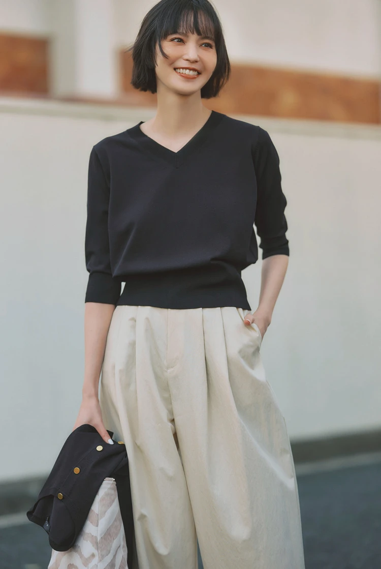比留川 游　【with 通勤ボトム】ネックラインやウエストシェイプでさりげなくスタイルアップを実現