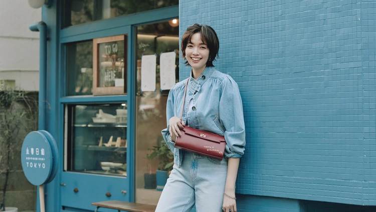 【ブルーコーデ】セットアップ感覚でまといたいライトデニム【BAILA今日のコーデ】