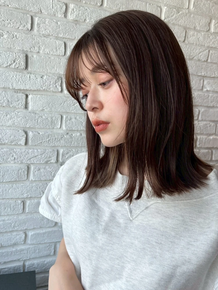 30代 髪型 ミディアムのサイド