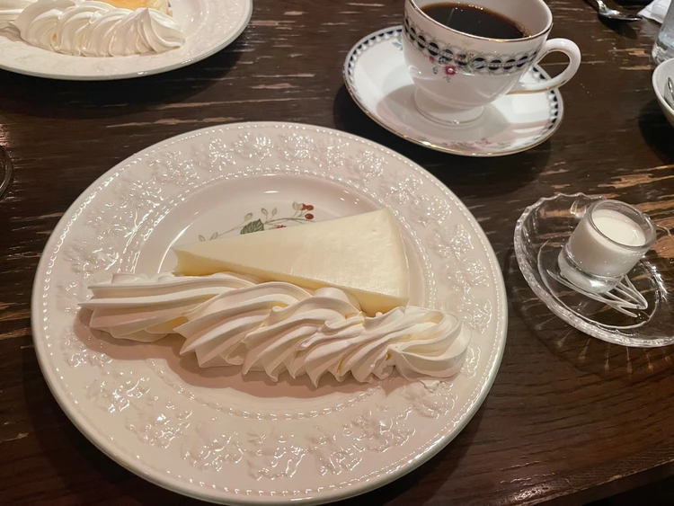 もっと早く行きたかった神田の老舗「高山珈琲」_7