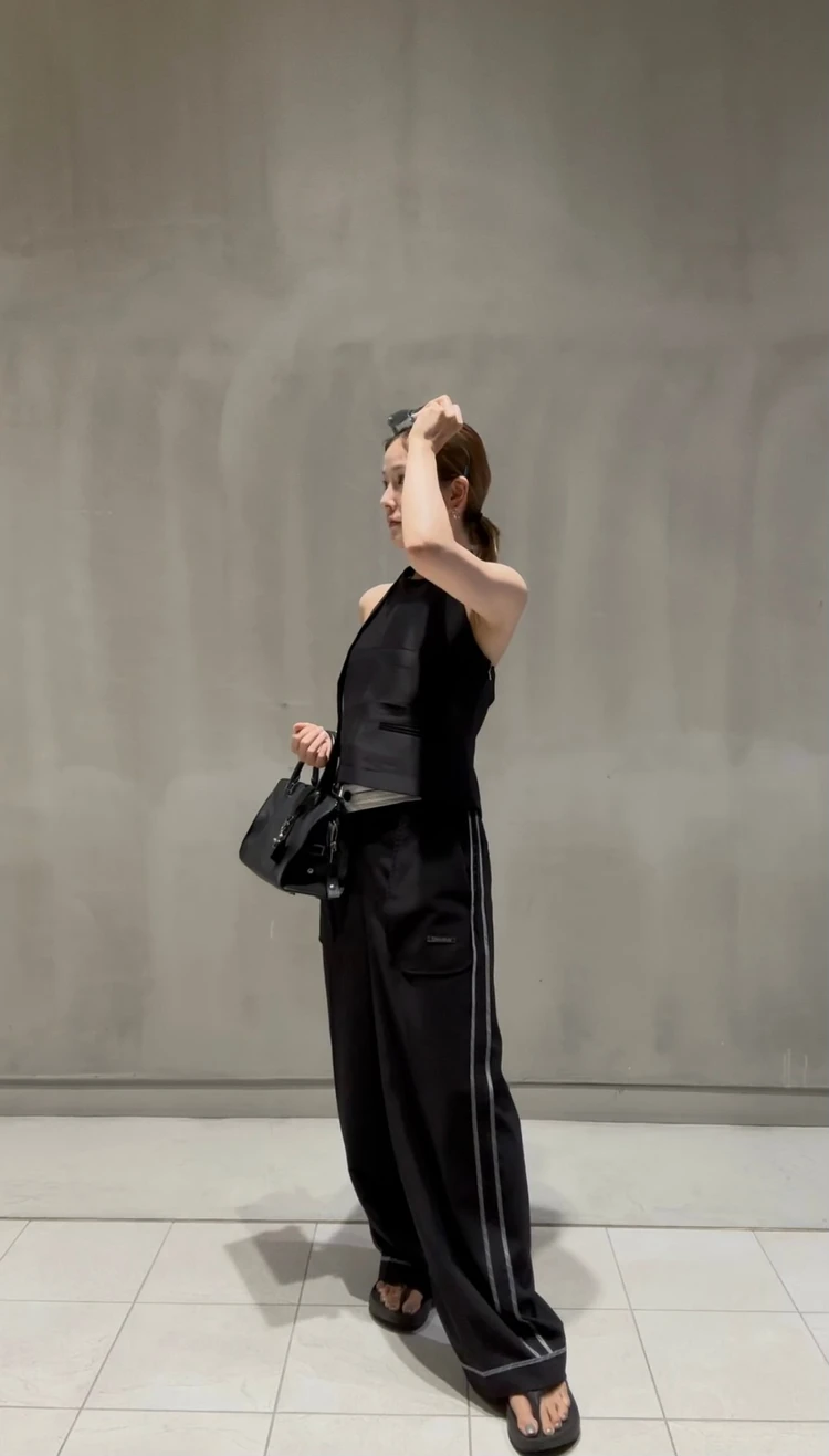 夏の媚びないオールブラックコーデ【PRANKPROJECT】_1