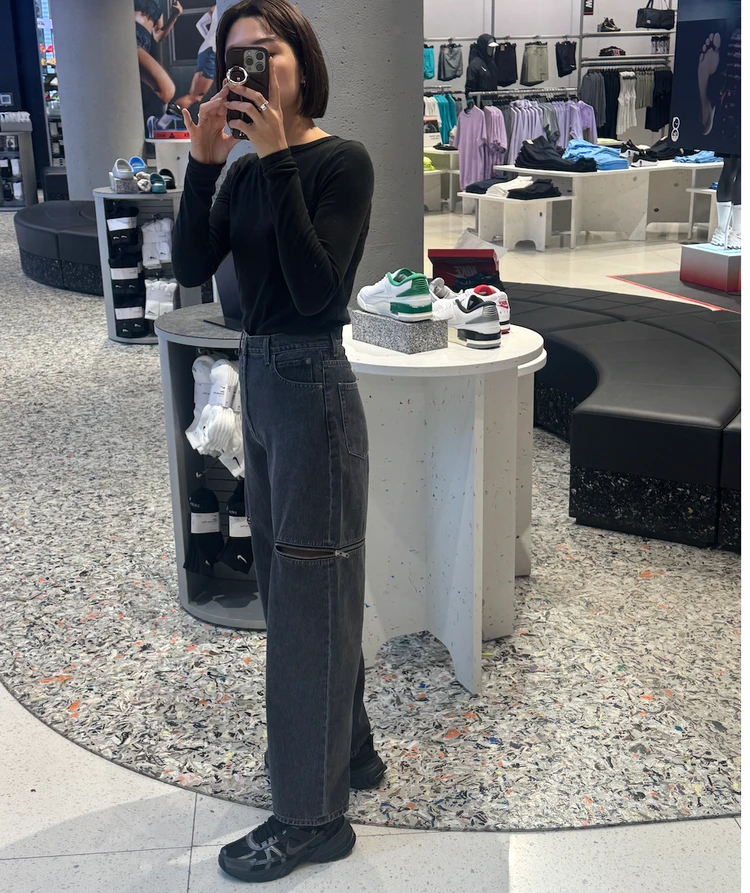 結局これしか履いてない!大人が頼る【シルバースニーカー】_4