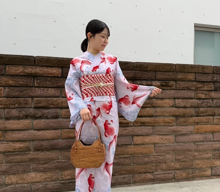 ふりふ オリジナル浴衣・半巾帯セット「あぶ金魚」