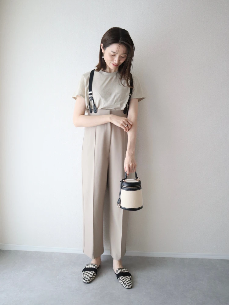 ユニクロ 感謝祭 5月 セール 買うべき アイテム おすすめ リネンクルーネックT コントワー デ コトニエ コラボ Tシャツ