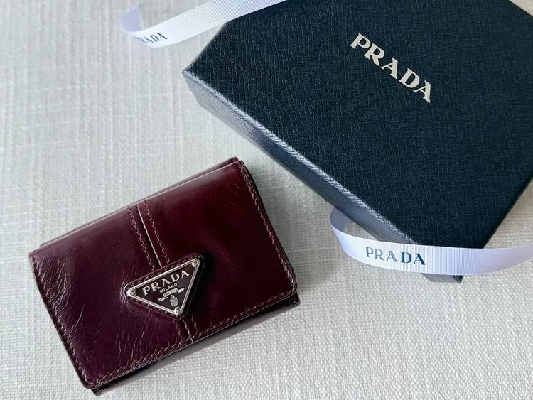 PRADA レザー財布 メンズ バーガンディ
