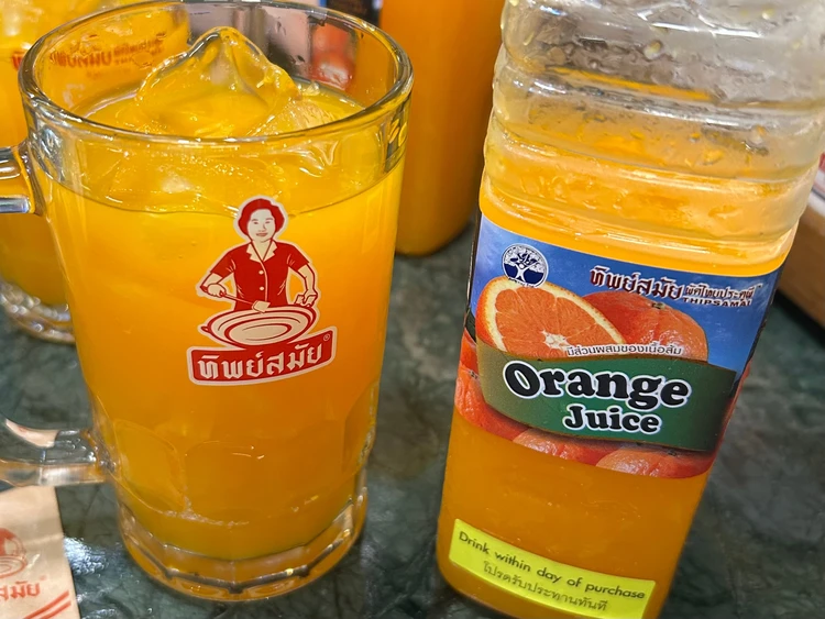タイに行ったら必ず食べてほしい!激うまパッタイ!_3