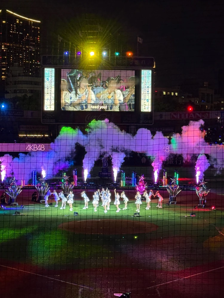 試合後のライブパフォーマンス