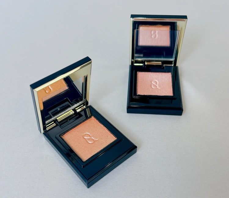 「モノ ルック アイズ」サテンシリーズS-01色恋文（IROSHIRABE）・S-03光沁（HIKARIHITASHI）