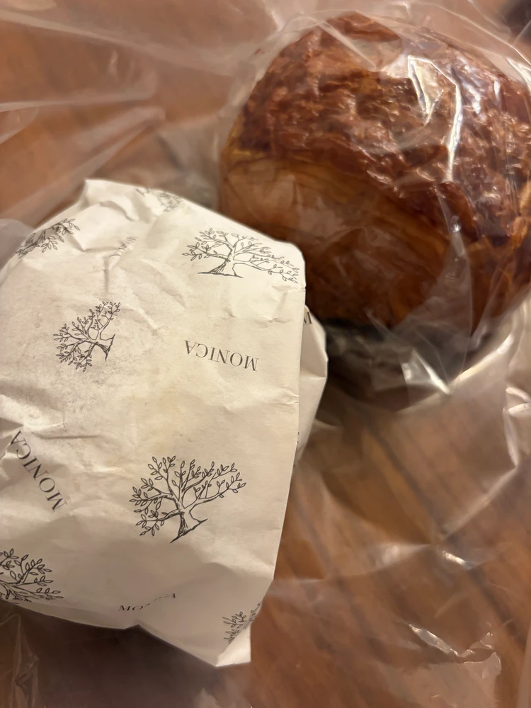 背徳の味わい。いま食べるべき絶品クイニーアマン『MONICA』in表参道_3