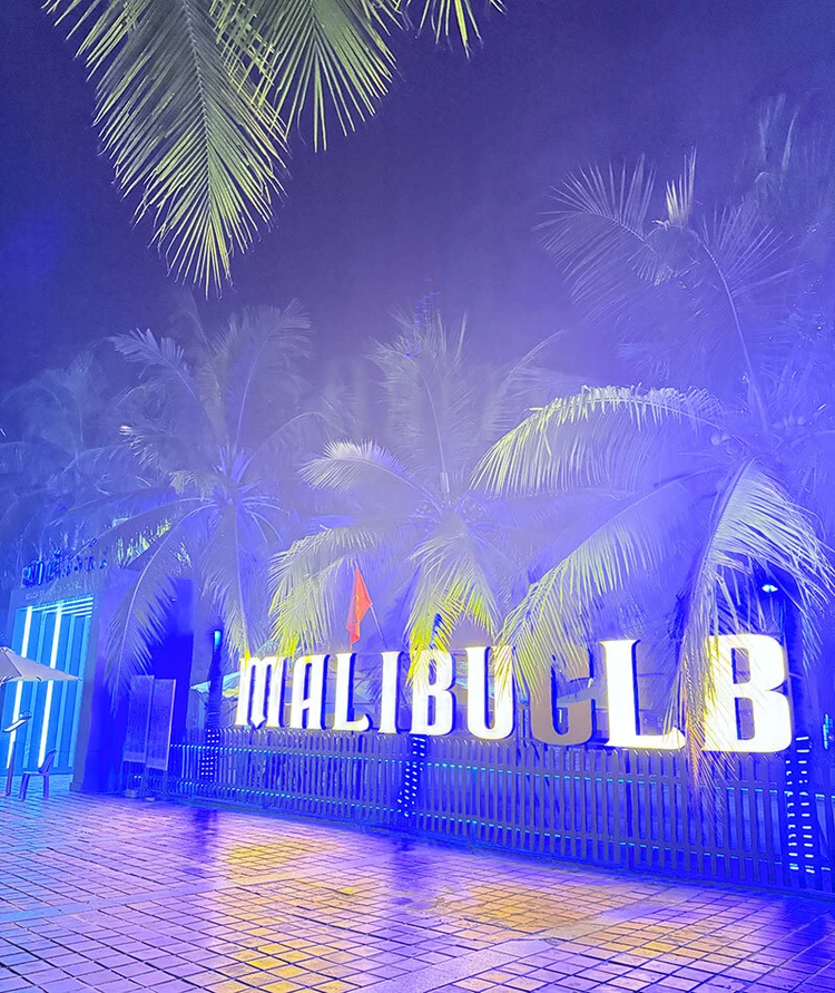 【ダナン】「Malibu Beach 」砂浜の上でチルタイム_1