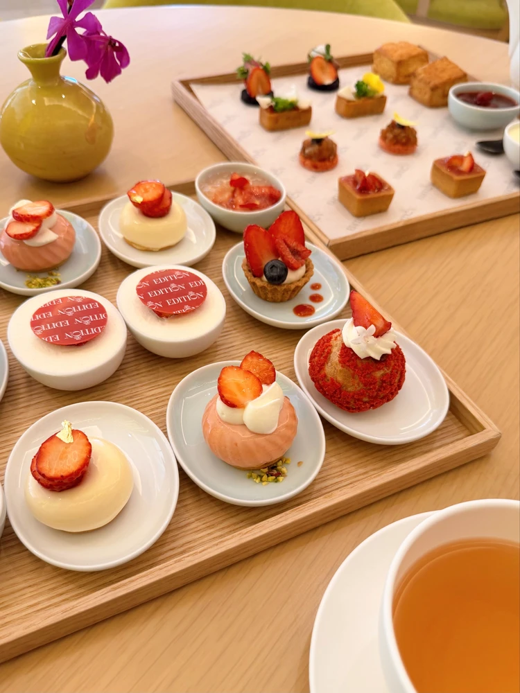 いちごアフタヌーンティー ホテルアフタヌーンティー 東京 銀座 エディション いちごスイーツ かわいい