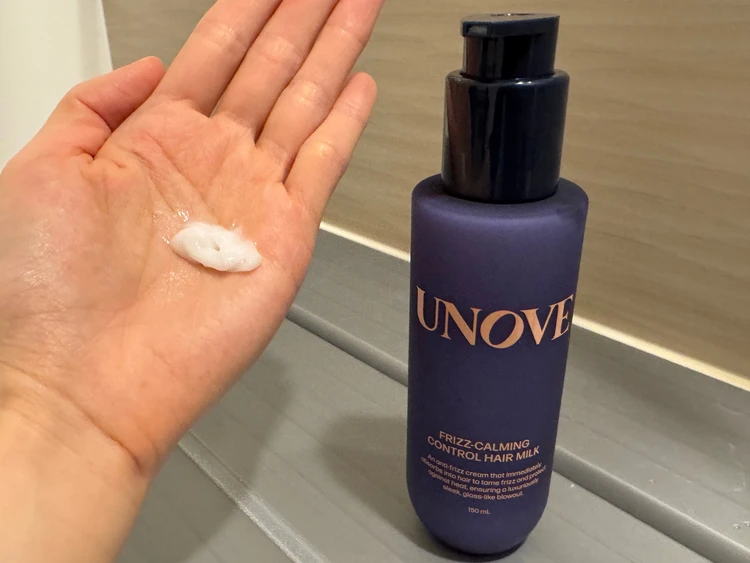 UNOVEヘアミルク　アノブヘアミルク